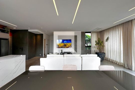 Apartamento em Campo Belo com 3 quartos e closet. Academia no condomínio. Ideal para comprar. — Sala