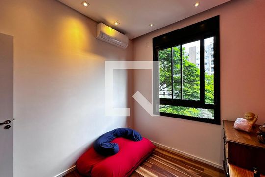 Apartamento em Campo Belo com 3 quartos e closet. Academia no condomínio. Ideal para comprar. — Quarto 3