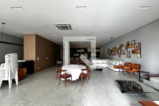 Apartamento em Campo Belo com 3 quartos e closet. Academia no condomínio. Ideal para comprar. — Área comum - Salão de festas