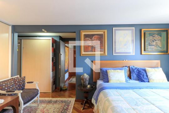 Apartamento mobiliado com 3 quartos, closet e varanda. Excelente oportunidade de compra! — Suíte 1