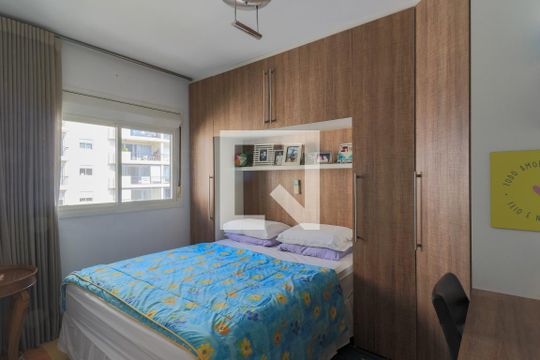 Apartamento mobiliado com 3 quartos, closet e varanda. Excelente oportunidade de compra! — Suíte 3