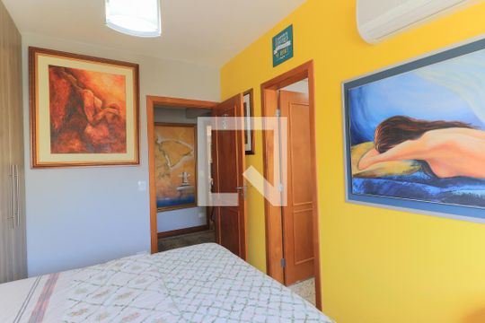Apartamento mobiliado com 3 quartos, closet e varanda. Excelente oportunidade de compra! — Suíte 2