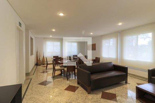 Apartamento mobiliado com 3 quartos, closet e varanda. Excelente oportunidade de compra! — Área comum - Salão de festas