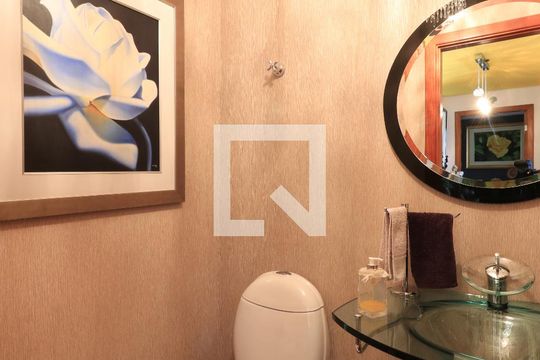 Apartamento mobiliado com 3 quartos, closet e varanda. Excelente oportunidade de compra! — Lavabo