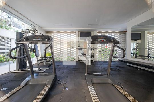 Apartamento à venda, com 329 m², 3 quartos e 4 vagas — Academia
