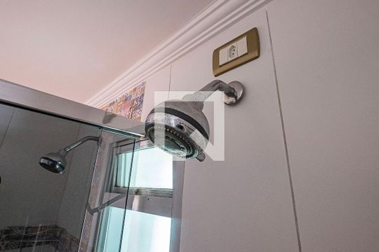 Apartamento à venda, com 329 m², 3 quartos e 4 vagas — Suíte 3 - Banheiro