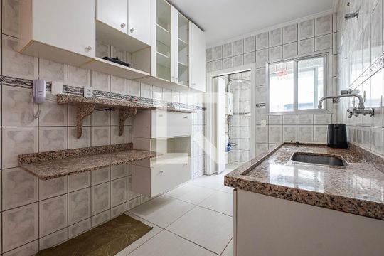 Apartamento à venda, com 329 m², 3 quartos e 4 vagas — Cozinha
