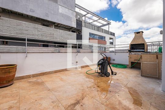 Apartamento à venda, com 329 m², 3 quartos e 4 vagas — Terraço
