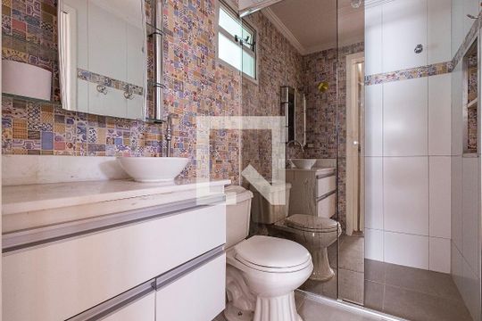Apartamento à venda, com 329 m², 3 quartos e 4 vagas — Suíte 3 - Banheiro