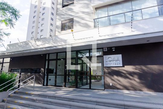 Apartamento com 2 quartos e varanda em Campo Belo para comprar. — Fachada