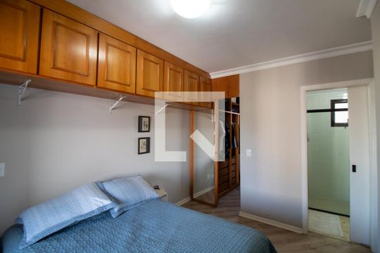 Venda de apartamento com 2 quartos e academia no condomínio. — Quarto 2 - Suíte