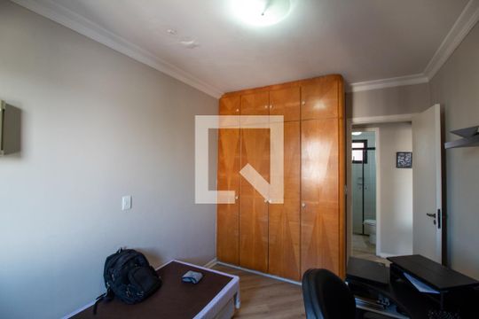 Venda de apartamento com 2 quartos e academia no condomínio. — Quarto 1