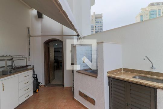 Apartamento mobiliado com 3 quartos para compra. Excelente oportunidade de venda! — Churrasqueira