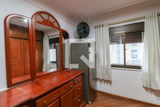 Apartamento mobiliado com 3 quartos para compra. Excelente oportunidade de venda! — Quarto 2