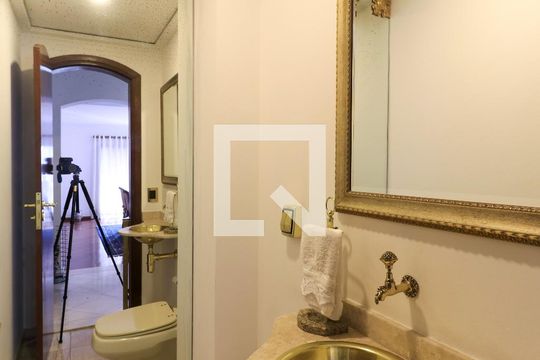 Apartamento mobiliado com 3 quartos para compra. Excelente oportunidade de venda! — Lavabo