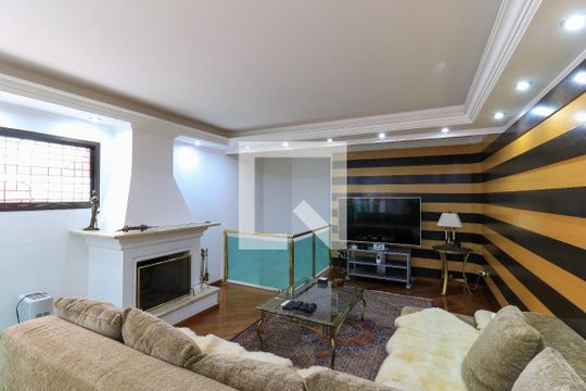 Apartamento mobiliado com 3 quartos para compra. Excelente oportunidade de venda! — Sala 2