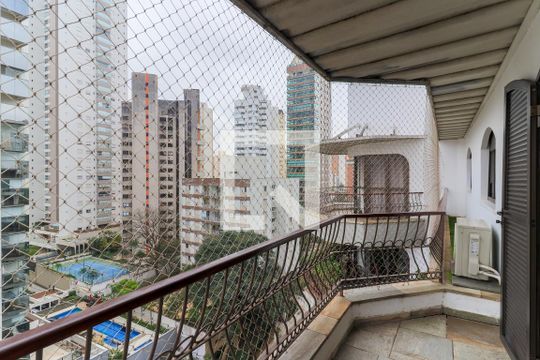 Apartamento mobiliado com 3 quartos para compra. Excelente oportunidade de venda! — Varanda da Suíte