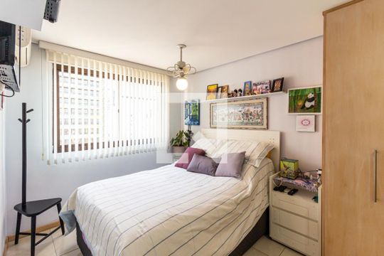 Compra apartamento na Bela Vista com 2 quartos, piscina e churrasqueira no condomínio. — Suíte - Quarto 1