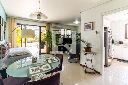 Compra apartamento na Bela Vista com 2 quartos, piscina e churrasqueira no condomínio. — foto 1