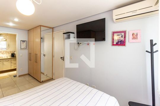 Compra apartamento na Bela Vista com 2 quartos, piscina e churrasqueira no condomínio. — Suíte - Quarto 1