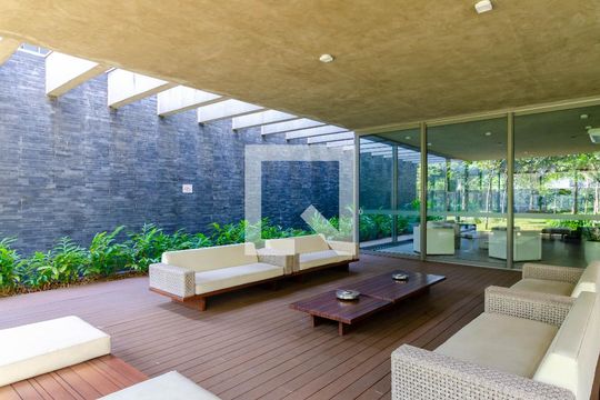 Apartamento à venda, com 105 m², 2 quartos e 2 vagas — Área comum