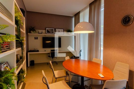 Apartamento à venda, com 105 m², 2 quartos e 2 vagas — Área comum