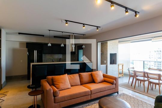 Apartamento à venda, com 105 m², 2 quartos e 2 vagas — Sala