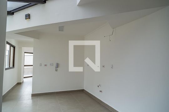 Apartamento com 4 quartos, churrasqueira no condomínio e quintal. Ideal para comprar. — Espaço Gourmet