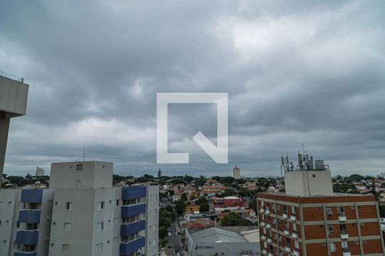 Apartamento com 4 quartos, churrasqueira no condomínio e quintal. Ideal para comprar. — Vista da Varanda