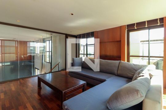 Comprar apartamento mobiliado no Jardim Paulista com 3 quartos, academia e piscina. — Sala 2