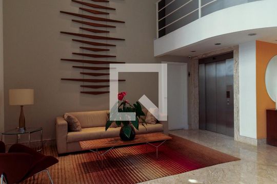 Comprar apartamento mobiliado no Jardim Paulista com 3 quartos, academia e piscina. — Hall de entrada