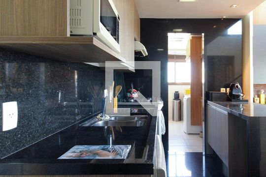 Comprar apartamento mobiliado no Jardim Paulista com 3 quartos, academia e piscina. — Cozinha