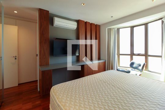 Comprar apartamento mobiliado no Jardim Paulista com 3 quartos, academia e piscina. — Quarto 2 - Suíte