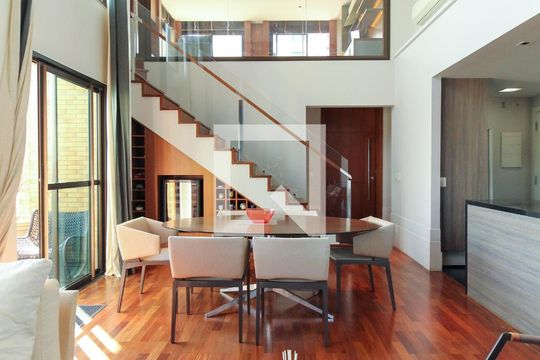 Comprar apartamento mobiliado no Jardim Paulista com 3 quartos, academia e piscina. — Sala