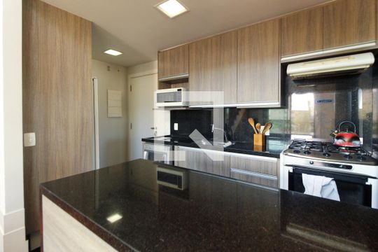 Comprar apartamento mobiliado no Jardim Paulista com 3 quartos, academia e piscina. — Cozinha
