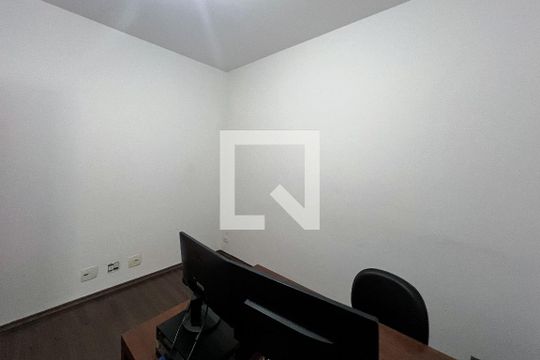 Casa em Indianópolis com 5 quartos, 2 suítes. Oportunidades para comprar. — Quarto 2
