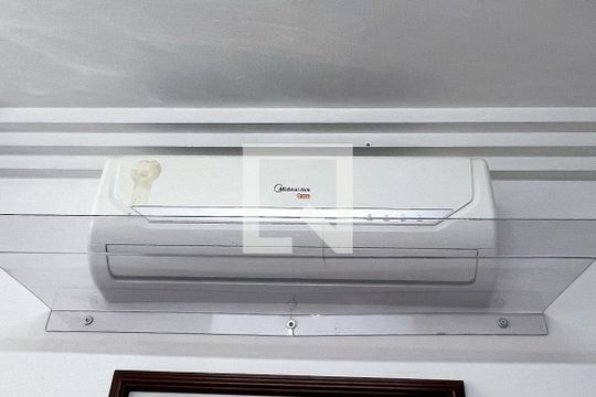 Casa em Indianópolis com 5 quartos, 2 suítes. Oportunidades para comprar. — Sala 1
