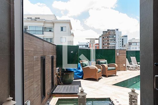 Comprar apartamento em Perdizes: 4 suítes, varanda, mobiliado, churrasqueira e academia no condomínio. — Sauna