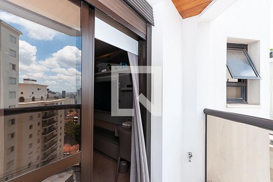 Comprar apartamento em Perdizes: 4 suítes, varanda, mobiliado, churrasqueira e academia no condomínio. — Suíte Master