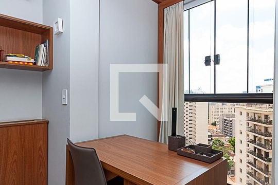 Comprar apartamento em Perdizes: 4 suítes, varanda, mobiliado, churrasqueira e academia no condomínio. — Suite 2