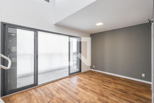 Apartamento para comprar com 2 suítes e varanda. Aproveite essa oportunidade de compra! — Sala