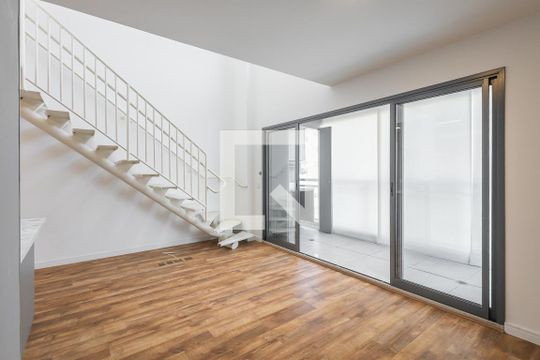Apartamento para comprar com 2 suítes e varanda. Aproveite essa oportunidade de compra! — Sala