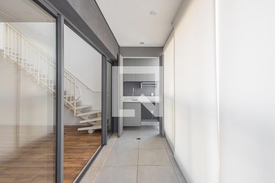 Apartamento para comprar com 2 suítes e varanda. Aproveite essa oportunidade de compra! — Varanda 1