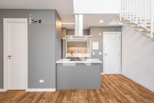 Apartamento para comprar com 2 suítes e varanda. Aproveite essa oportunidade de compra! — Cozinha