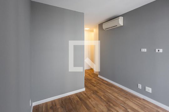 Apartamento para comprar com 2 suítes e varanda. Aproveite essa oportunidade de compra! — Suíte 2