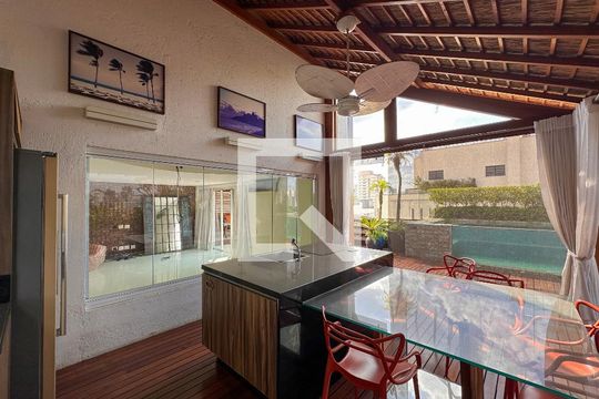 Venda de apartamento no Brooklin com 2 quartos e piscina no condomínio. — Churrasqueira