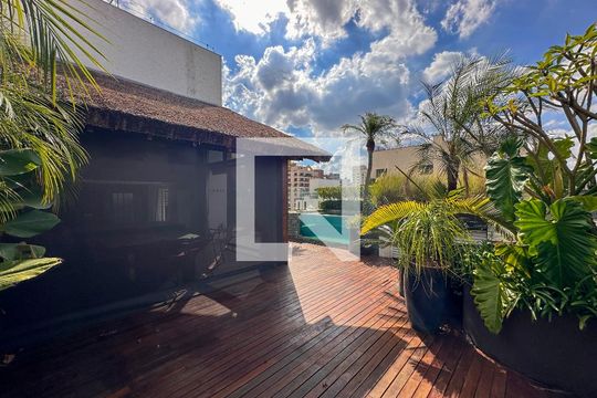 Venda de apartamento no Brooklin com 2 quartos e piscina no condomínio. — Varanda Superior