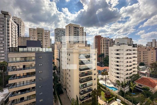 Venda de apartamento no Brooklin com 2 quartos e piscina no condomínio. — Vista Suíte 2