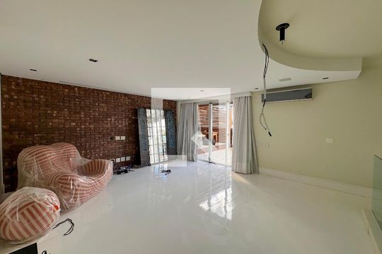 Venda de apartamento no Brooklin com 2 quartos e piscina no condomínio. — Sala Tv Superior