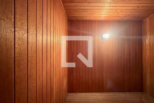 Venda de apartamento no Brooklin com 2 quartos e piscina no condomínio. — Saúna